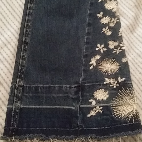Ashley Mason, embroidered flair jean - Picture 2 of 3
